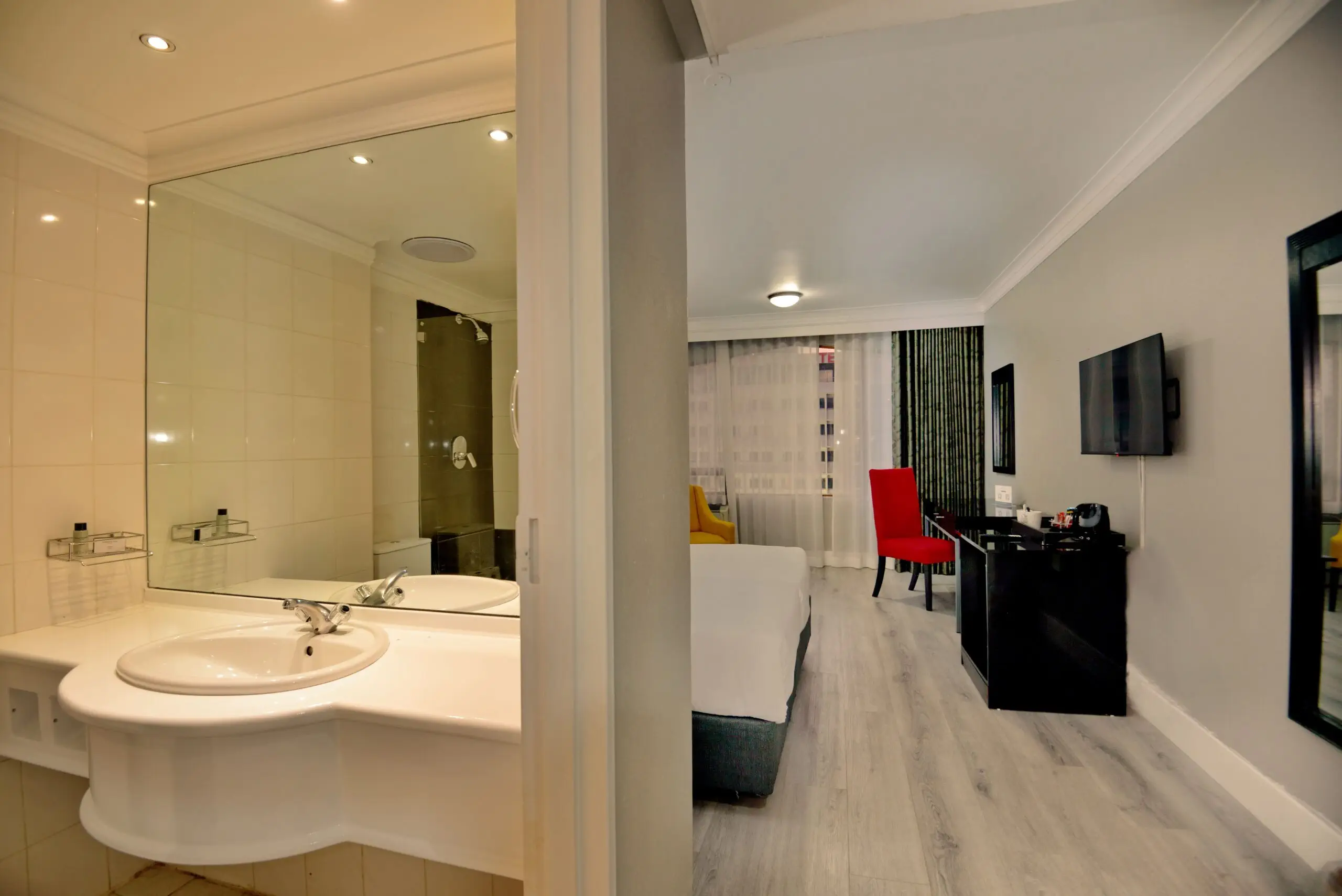 Superior Family Room 217