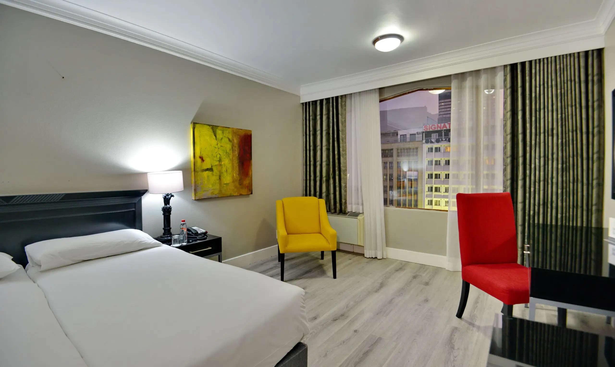 Superior Family Room 217