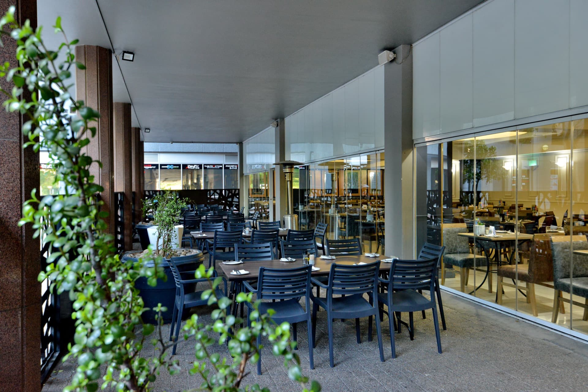 Dining On The Square Restaurant The Capetonian Dining On The Square Restaurant The Capetonian
